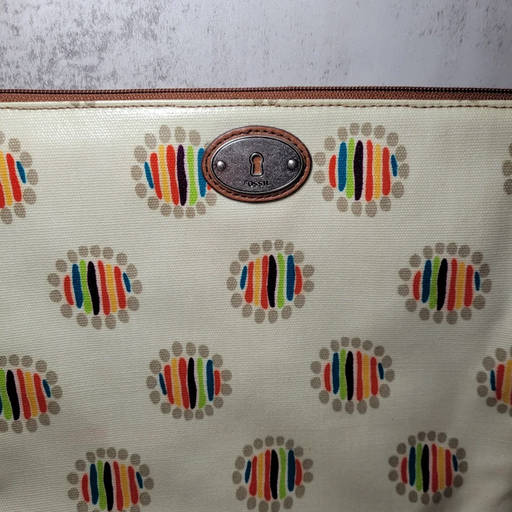 Fossil Key-Per Cosmetic Case Clutch Bag Coated Canvas Rainbow Print Tablet iPad